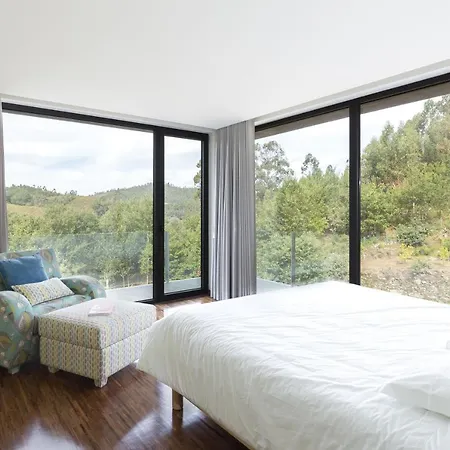 Villa Private Ermal Lake And Geres Vieira do Minho