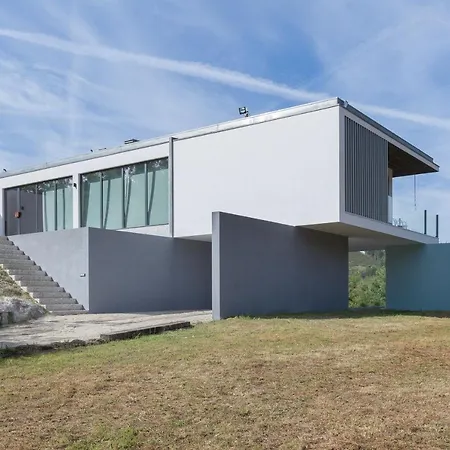 Private Ermal Lake And Geres Villa Vieira do Minho